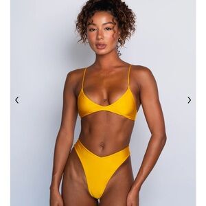Skatie Iggy Bottom in Honey Yellow XL New With Tags